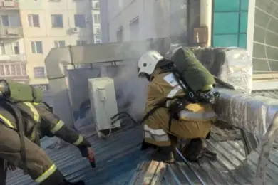 В Кызылорде эвакуировали 14 жильцов после пожара 
